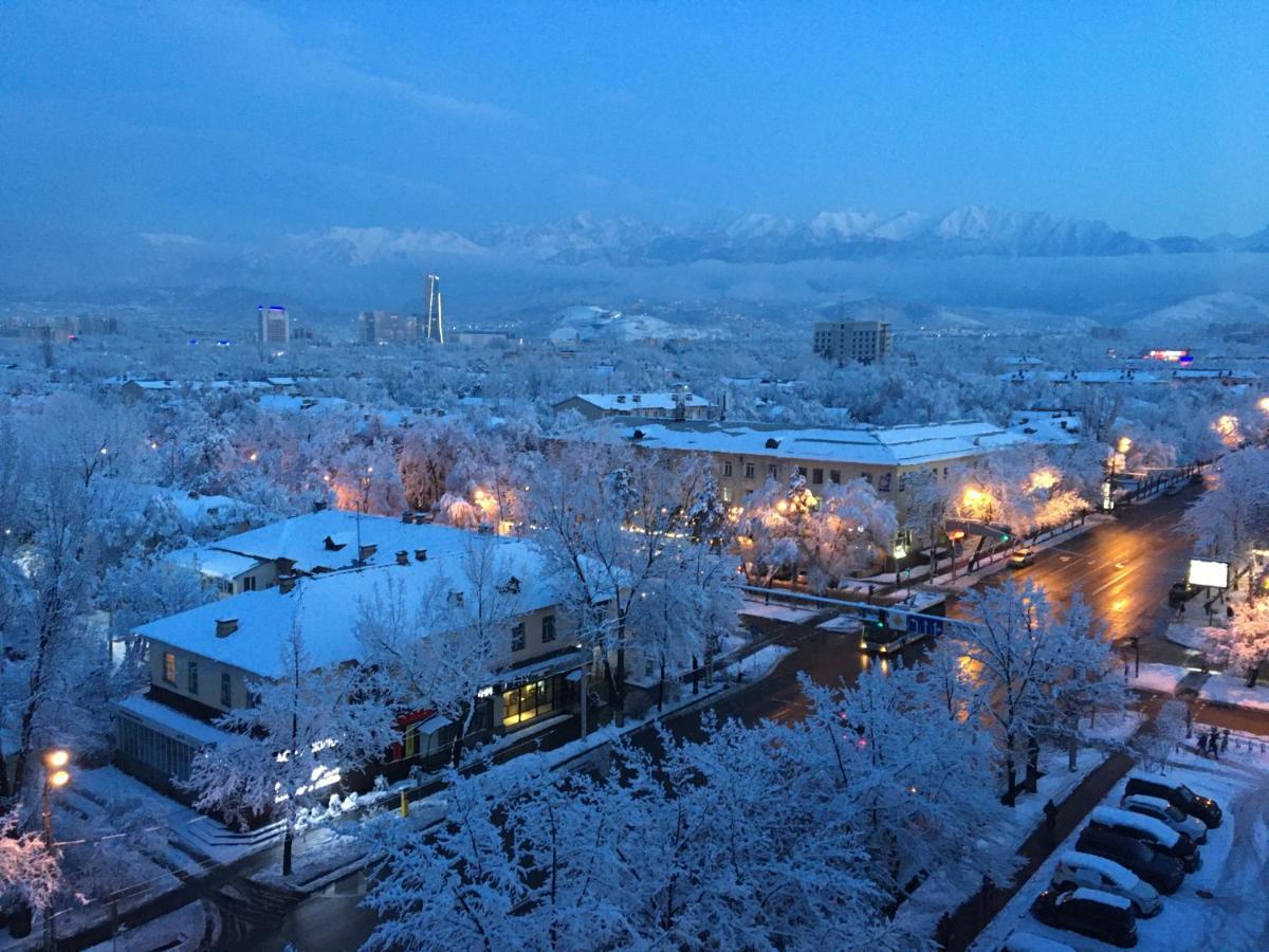 "Картина Горных Вершин" Квартира- "Mountain View" Apartment Almatý Exterior foto